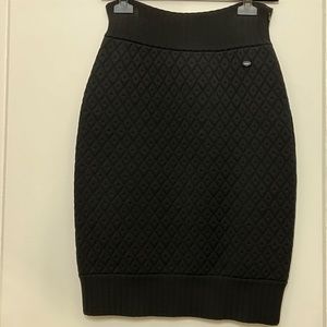 Authentic CHANEL High Waisted Womens Skirt Size 38 Black Diagonal Pattern Italy